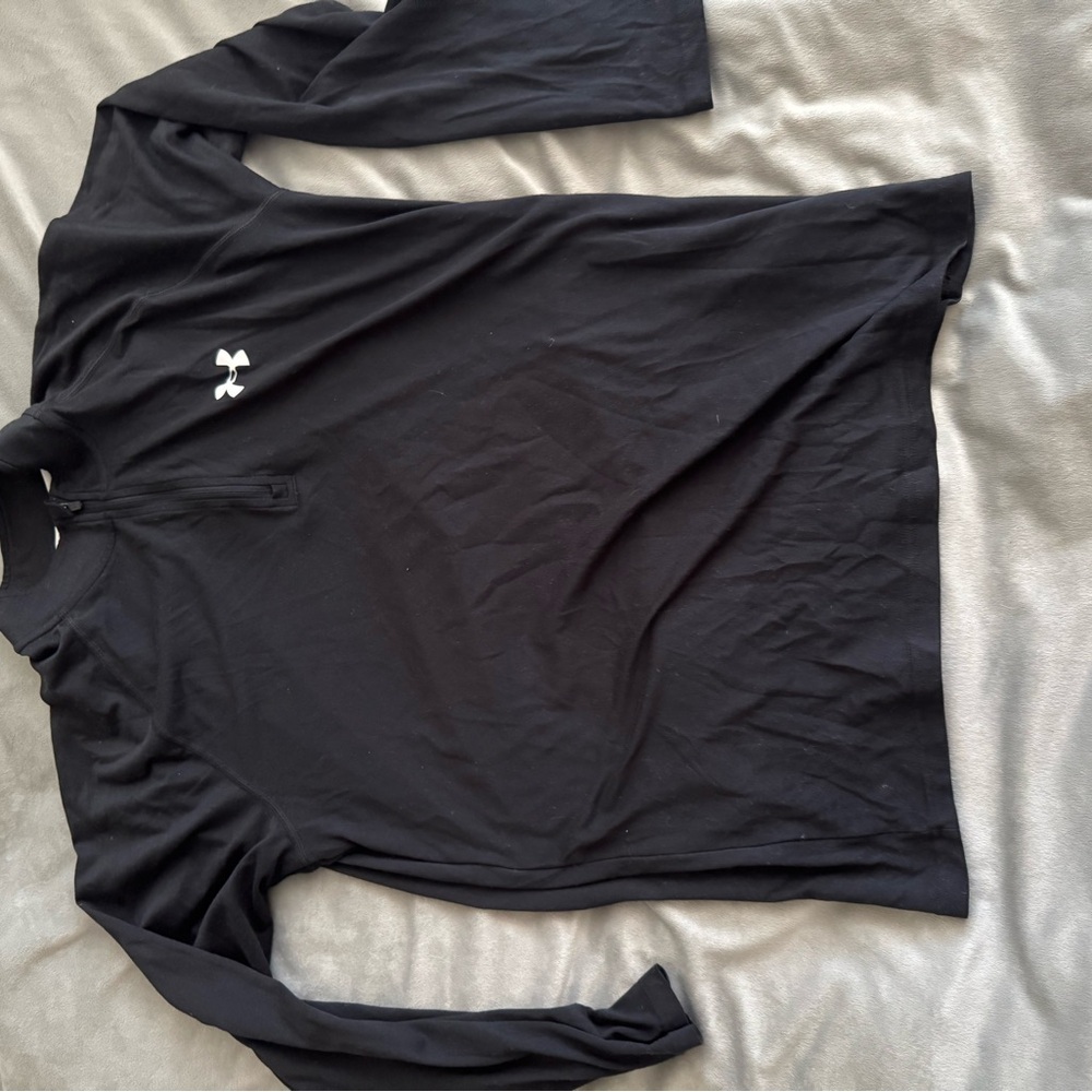 Under Armour Black Light Weight Quarterzip
